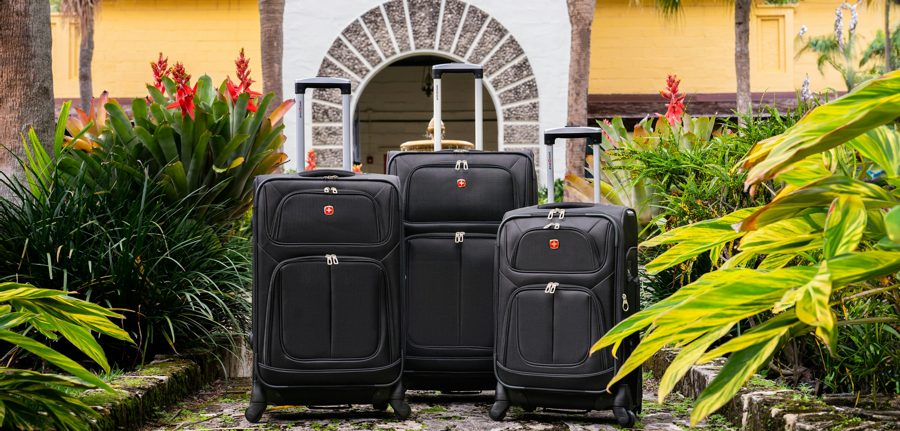 6283 Expandable Spinner Luggage